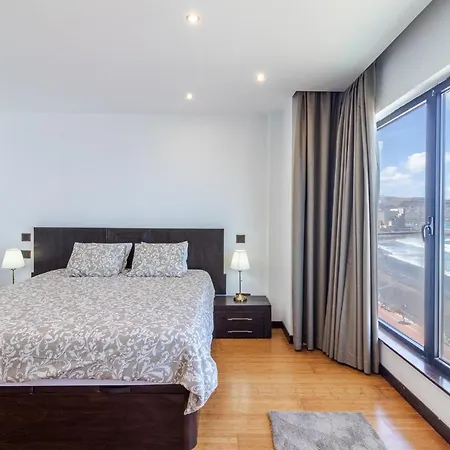 Numancia 21 * Las Palmas de Gran Canaria